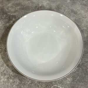 Large soup or serving bowl white with gold